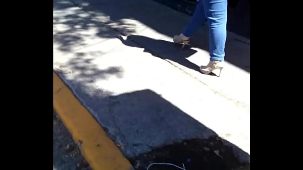 Hermosa Milf 02