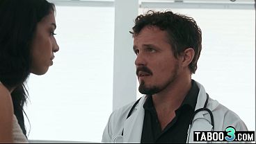 Inked busty ebony MILF Ravyn Alexa gets second opinion on her doctors cock